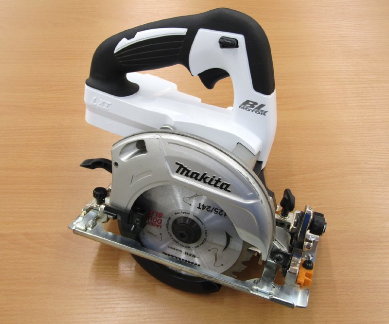 マキタ/makita 125mm 充電式マルノコ HS470D 14.4V 5000min-1 切断