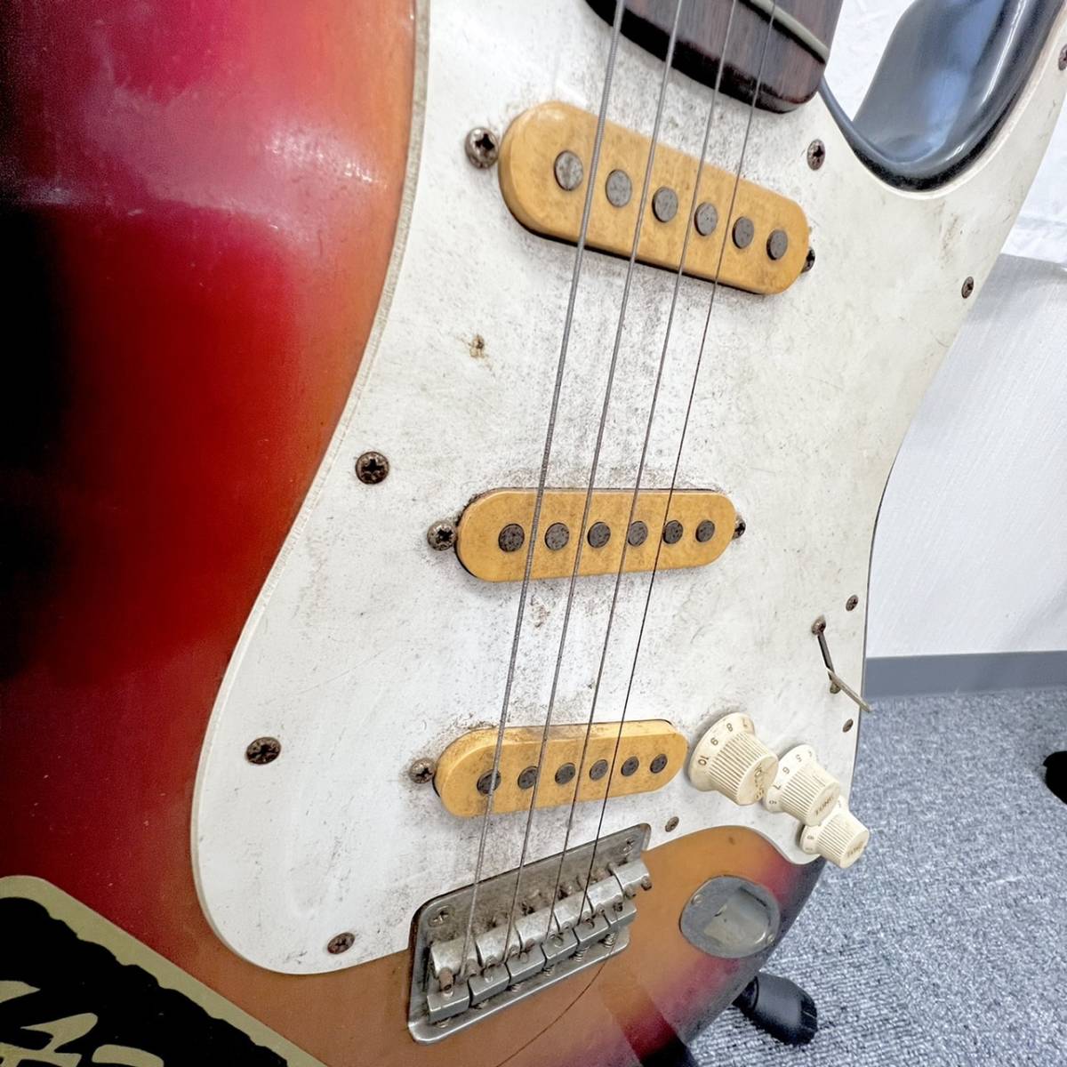 爆安セール! Guyatone ストラト Guyatone サンバースト系GUITAR