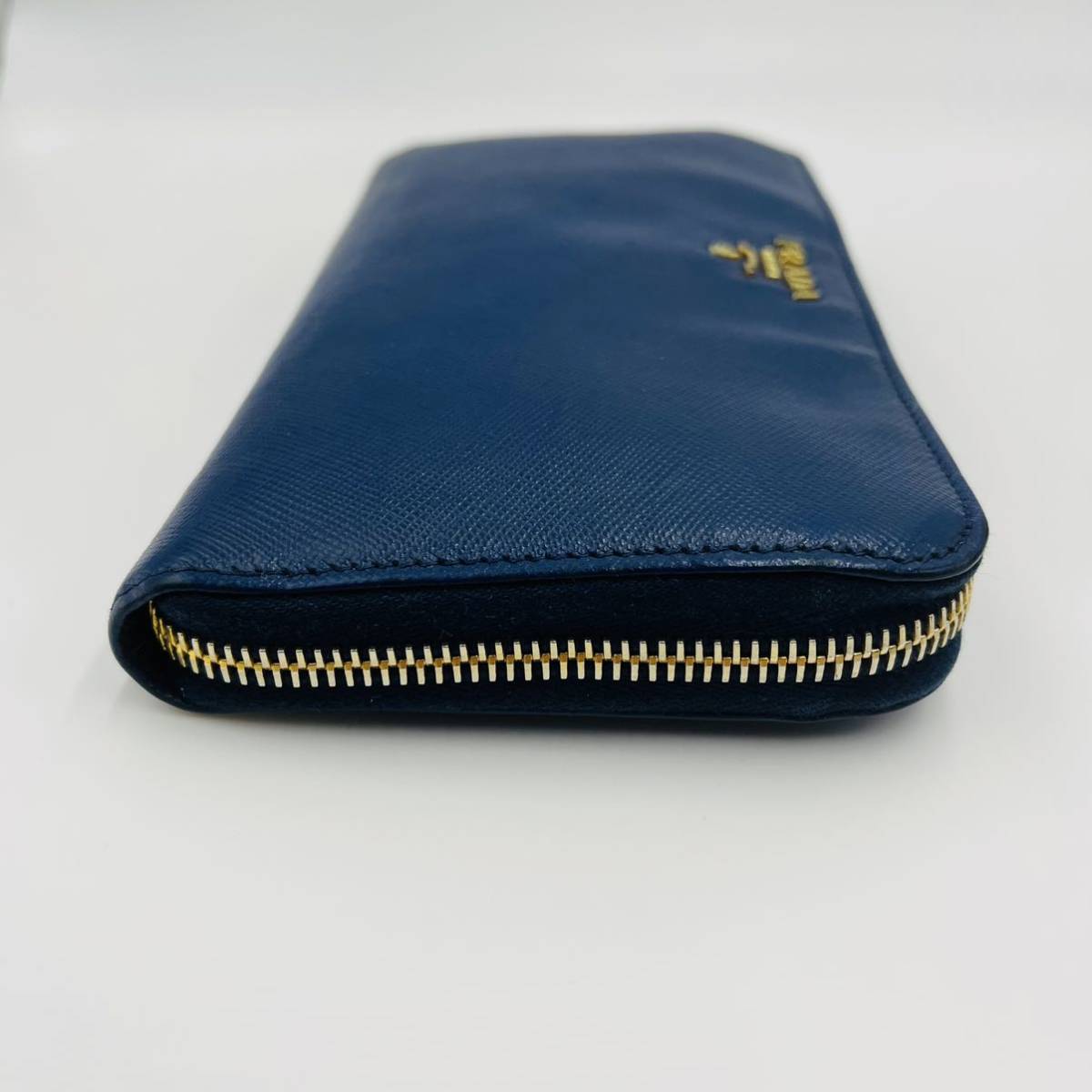 1円 【美品】PRADA プラダ 長財布 ラウンドファスナー サフィアーノ