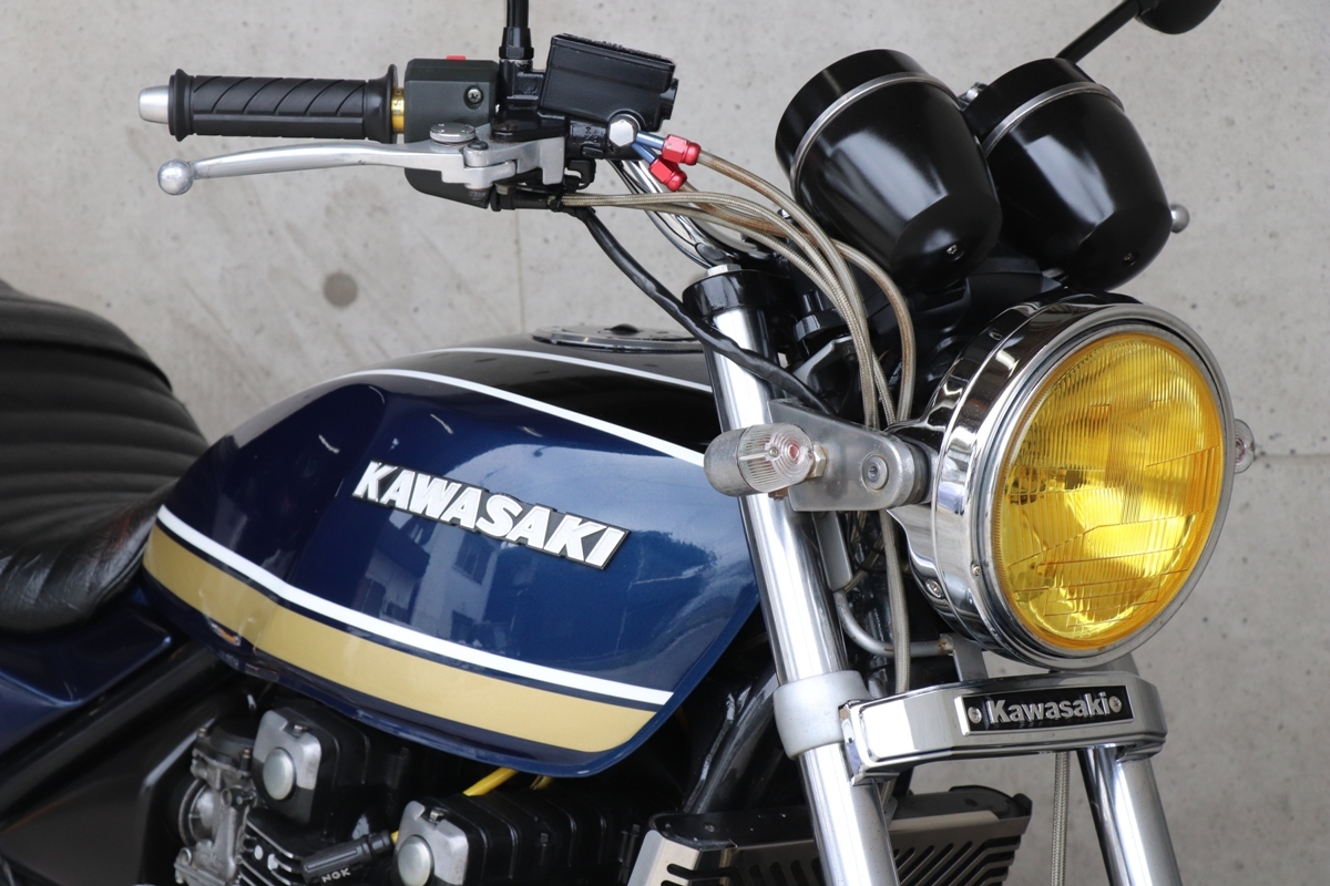 横浜～ Kawasaki ゼファー400 C3 旧車 Z2仕様 タイガーカラー