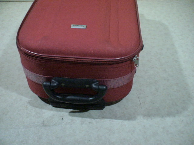 B88　PARTNER　赤　スーツケース　キャリケース　旅行用　ビジネストラベルバック_画像5