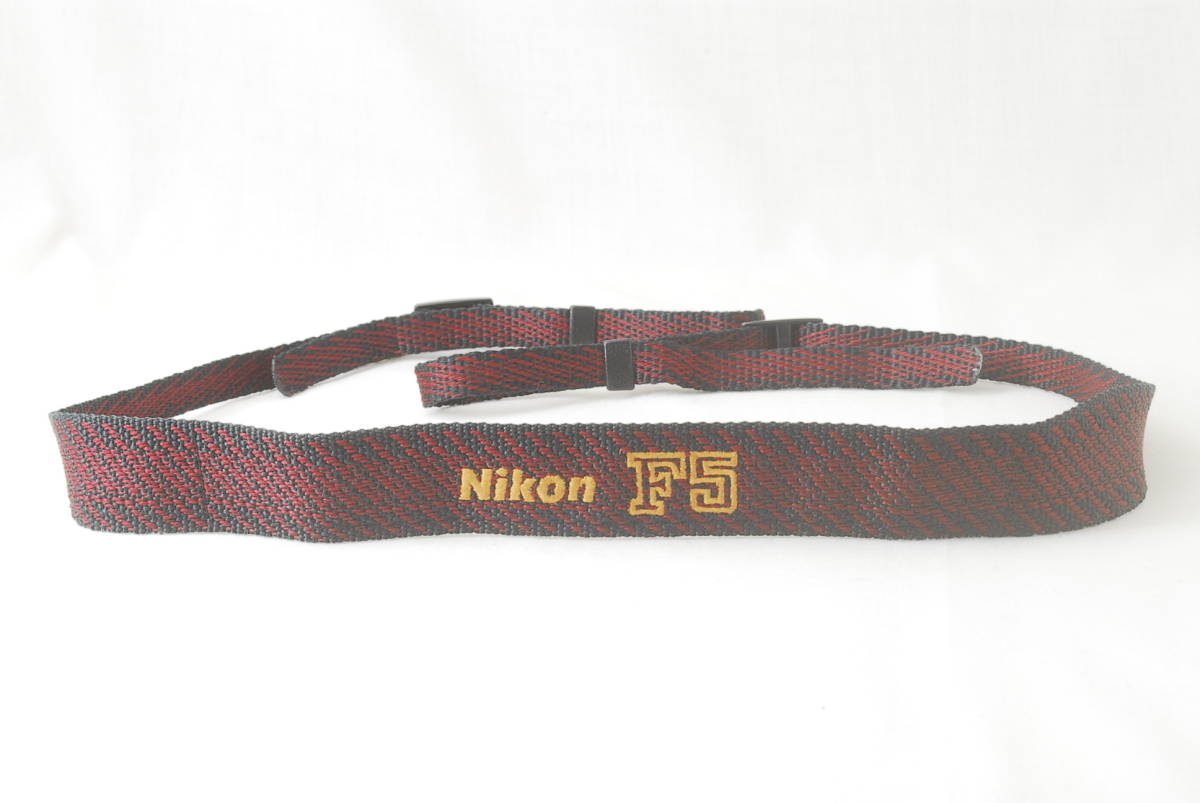 ☆美品☆Nikon ニコン F5 専用 純正 カメラ ストラップ 刺繍文字 えんじ×金色(ゴールド) 刺繍文字 ネック ショルダー Camera Strap☆_画像1