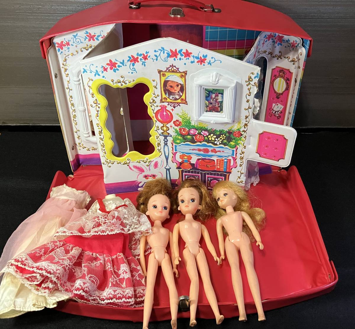 有名ブランド Yahoo!オークション - リカちゃんのファッションハウス&2代目 ドールハウス