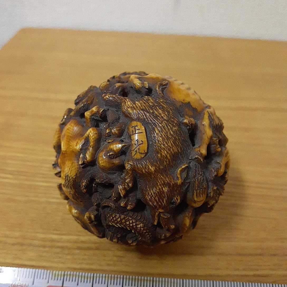 ◎初出し明治技巧菊川正光作彫刻１９２g 超希少品検索用胡桃彫刻象牙風