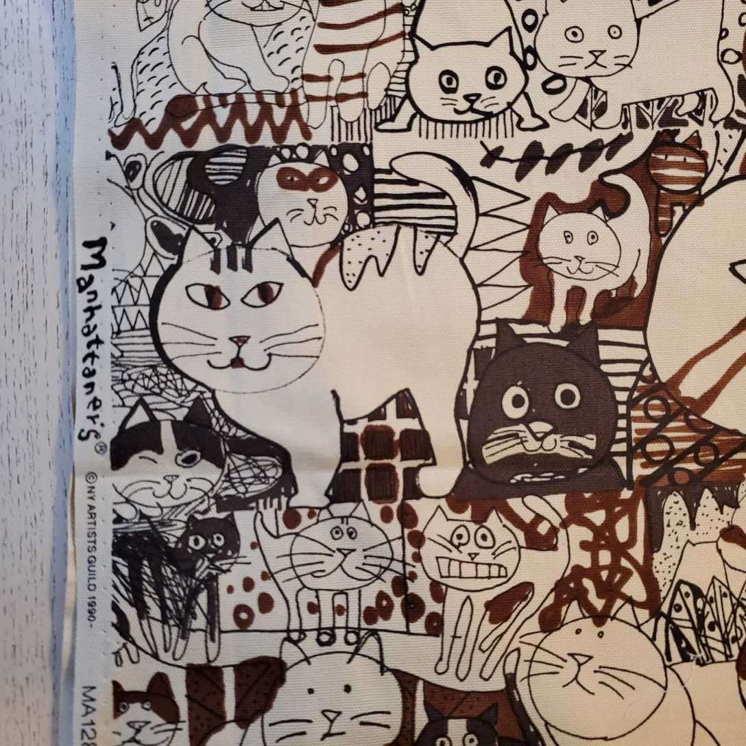 Manhattaner's マンハッタナーズ 【群集猫・65cm】ブラウン　ベージュ キャメル　プリント生地 猫 ネコ CAT オックス　茶