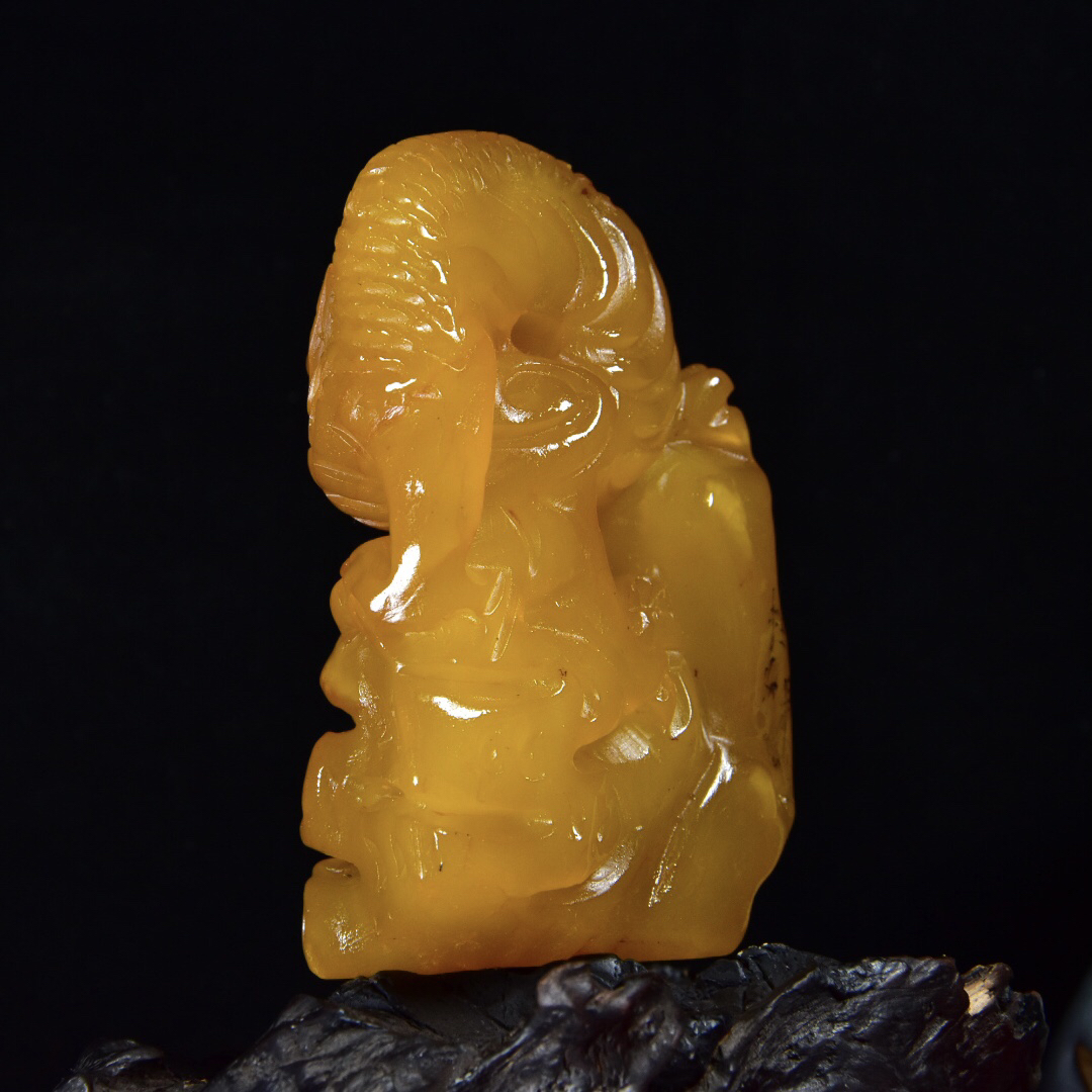 聚寶齋*清*古寿山石*田黄石*細密彫*龍戲 聚寶齋*清*古寿山石*田黄石*細密彫*龍戲