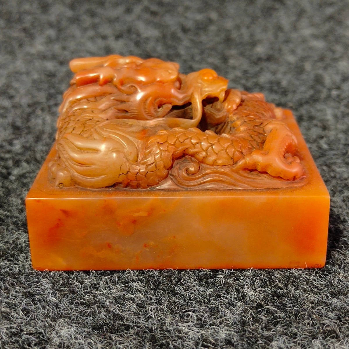 聚寶齋*清*古寿山石*田黄石*細密彫*龍紋 聚寶齋*清*古寿山石*田黄石*細密彫*龍紋