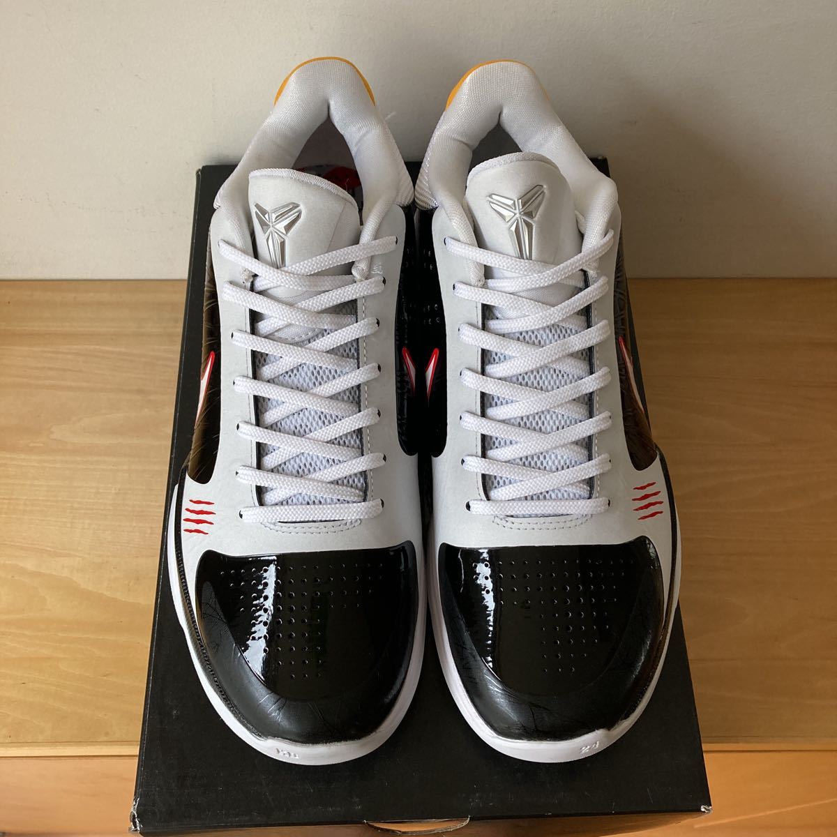 年間定番 NIKE KOBE V PROTRO コービー5 BruceLee ブルースリー