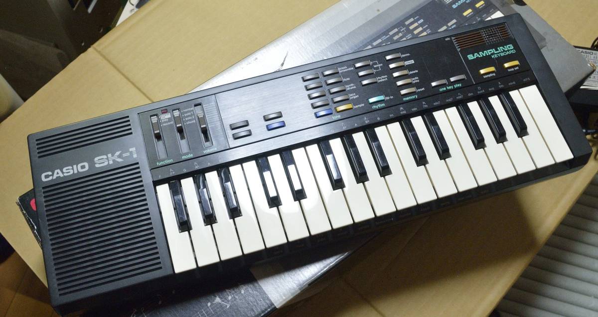 豪華で新しい CASIO SK-1 サンプリングキーボード - grupofranja.com