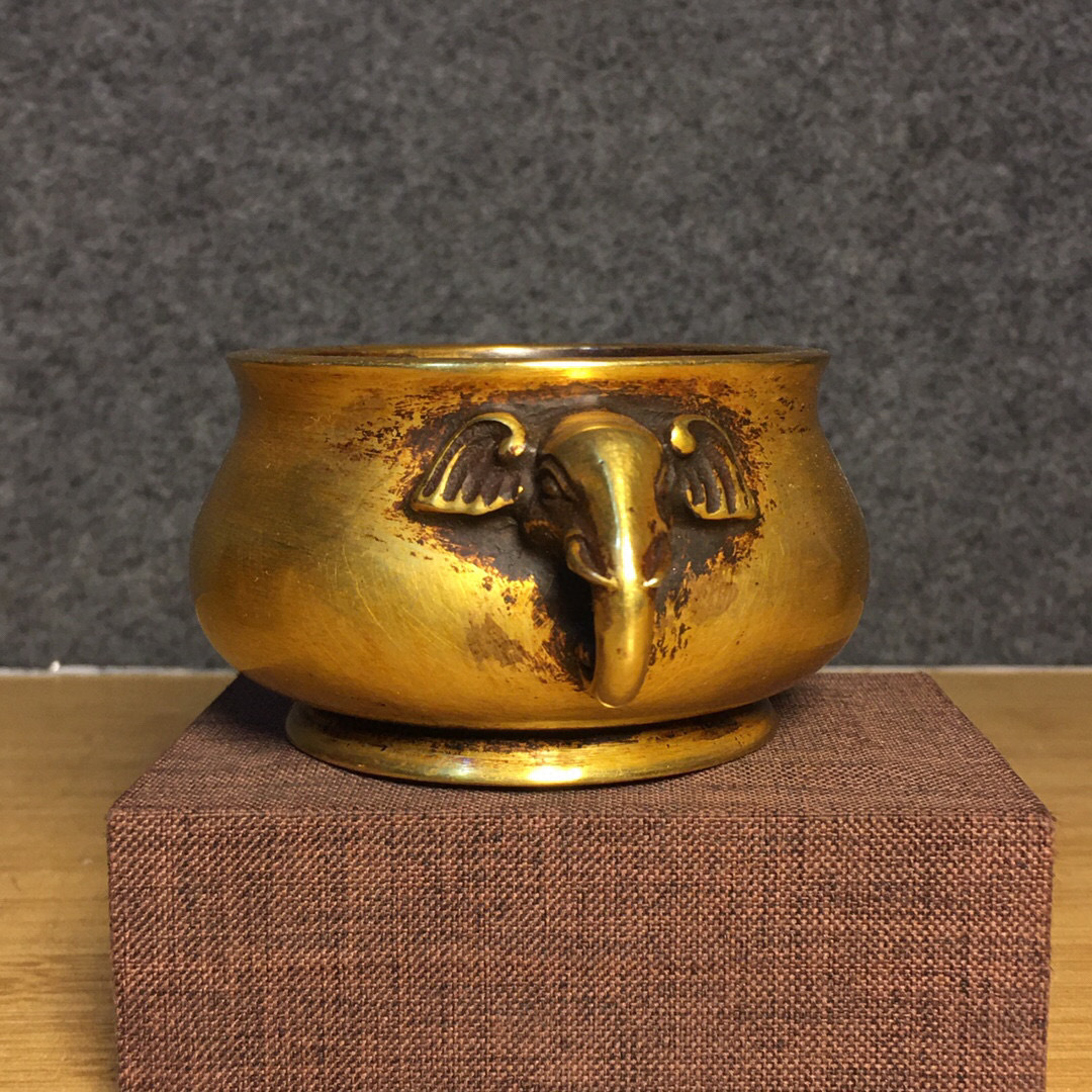 精品収蔵・紫銅製・金鍍・雙象耳・熏香炉】・供養品・置物・古賞 精品収蔵・紫銅製・金鍍・雙象耳・熏香炉】・供養品・置物・古賞