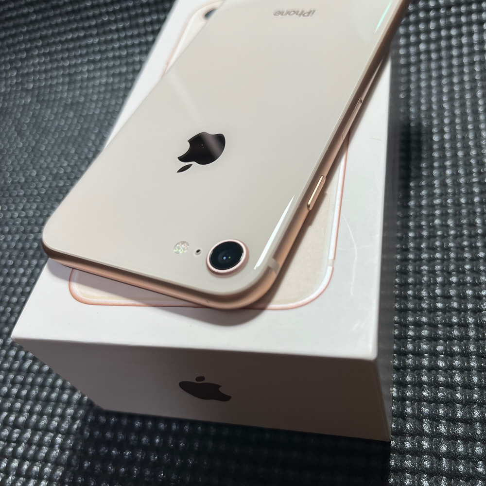 Apple iPhone 8 SIMフリー ゴールド 64GB 箱付き美品 MQ7A2J/A