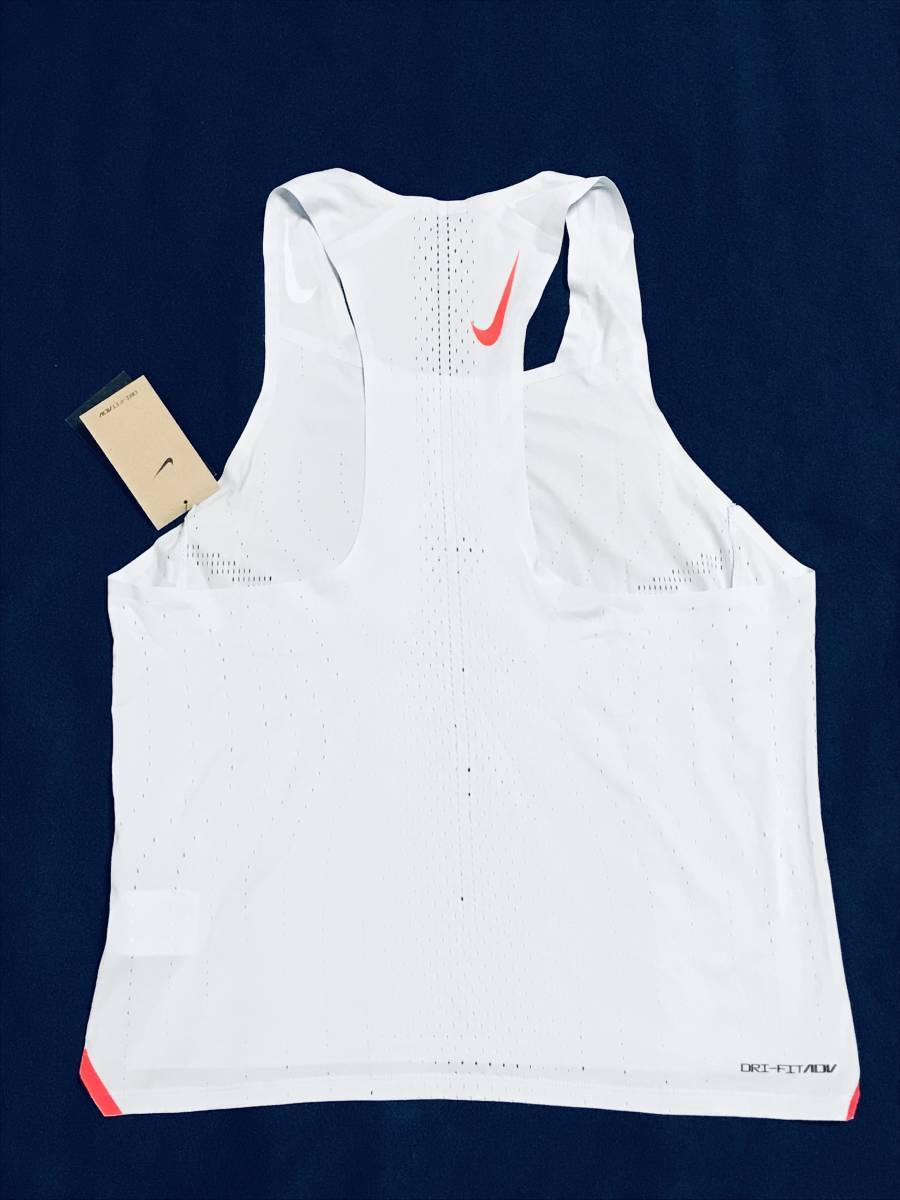 NIKE エアロスイフト タンクトップ 水色 Mサイズ 新品 ナイキ NIKE エアロスイフト タンクトップ 水色 Mサイズ 新品 ナイキ