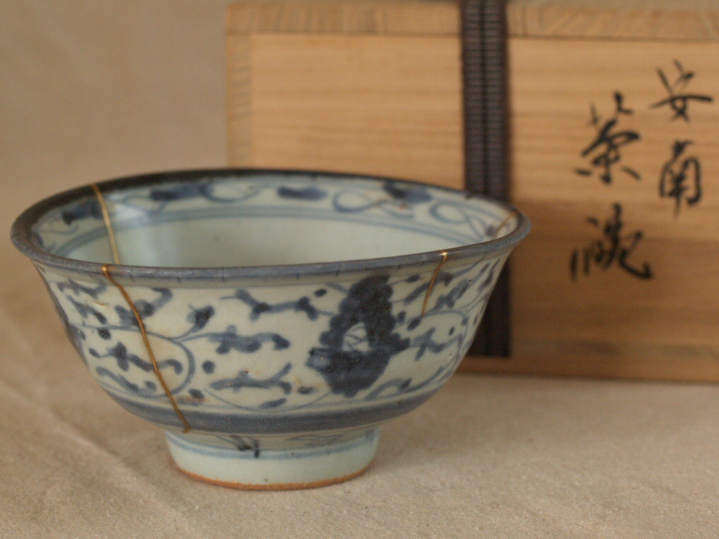 江戸時代 安南茶碗14ｃｍ 古染付 古伊万里 金継 茶道具 木箱付 古美術の画像3
