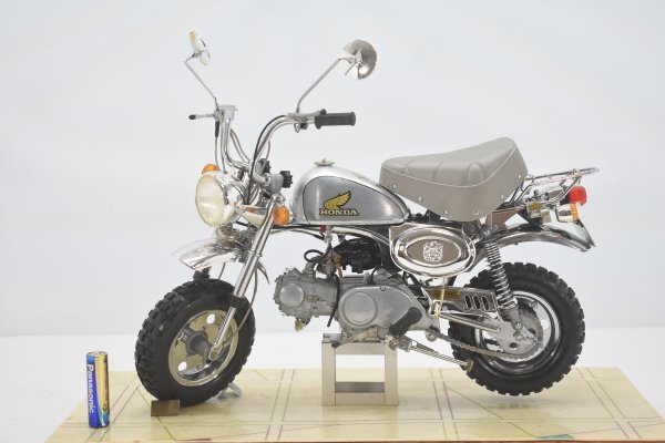 希少 イマイ 1/4 HONDA ホンダ モンキー リミテッド シルバー 超精密金属 模型 プラモデル オブジェ バイク 単車 旧車 オートバイ RG-551S タミヤ 12 オートバイシリーズ No.134 Honda モンキー125 プラモデル 14134
