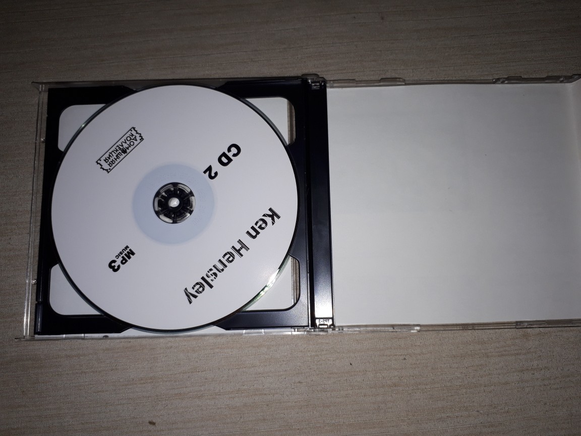 『 ケン・ヘンズレー （Ken Hensley）』　ロシア盤MP3CD　2CD_画像3