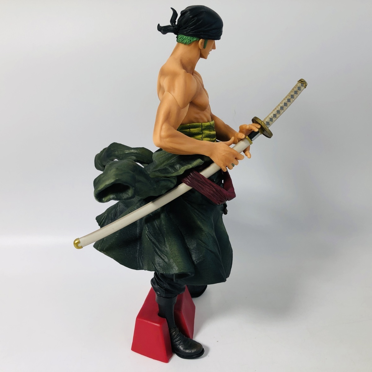 中古品 一番くじ ワンピース 男達の生き様 ONE PIECE A賞 ゾロ