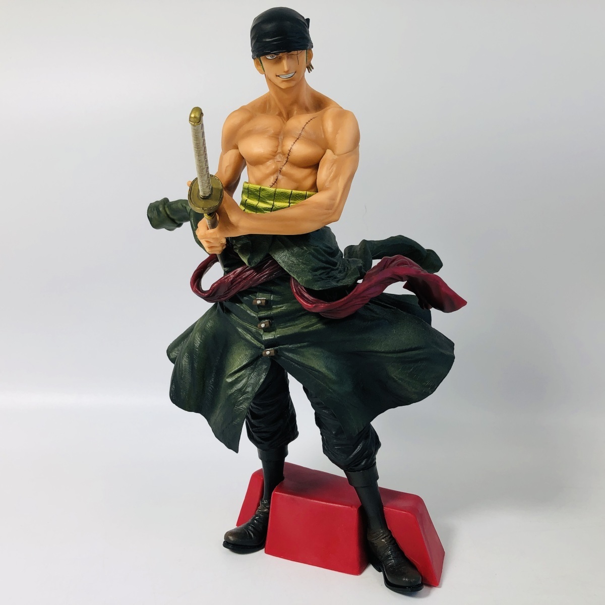 中古品 一番くじ ワンピース 男達の生き様 ONE PIECE A賞 ゾロ