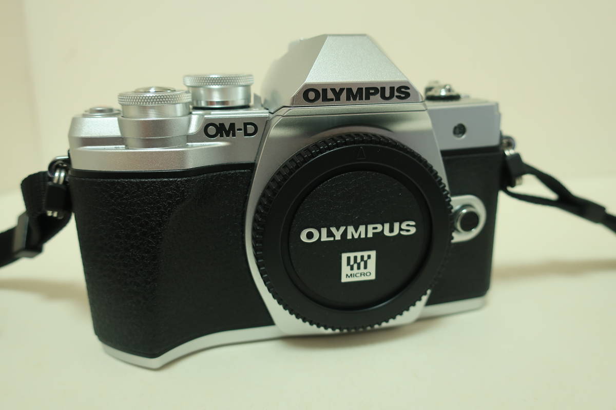 オリンパス OMデジタルソリューションズ OM-D E-M10 MarkⅢ ボディ