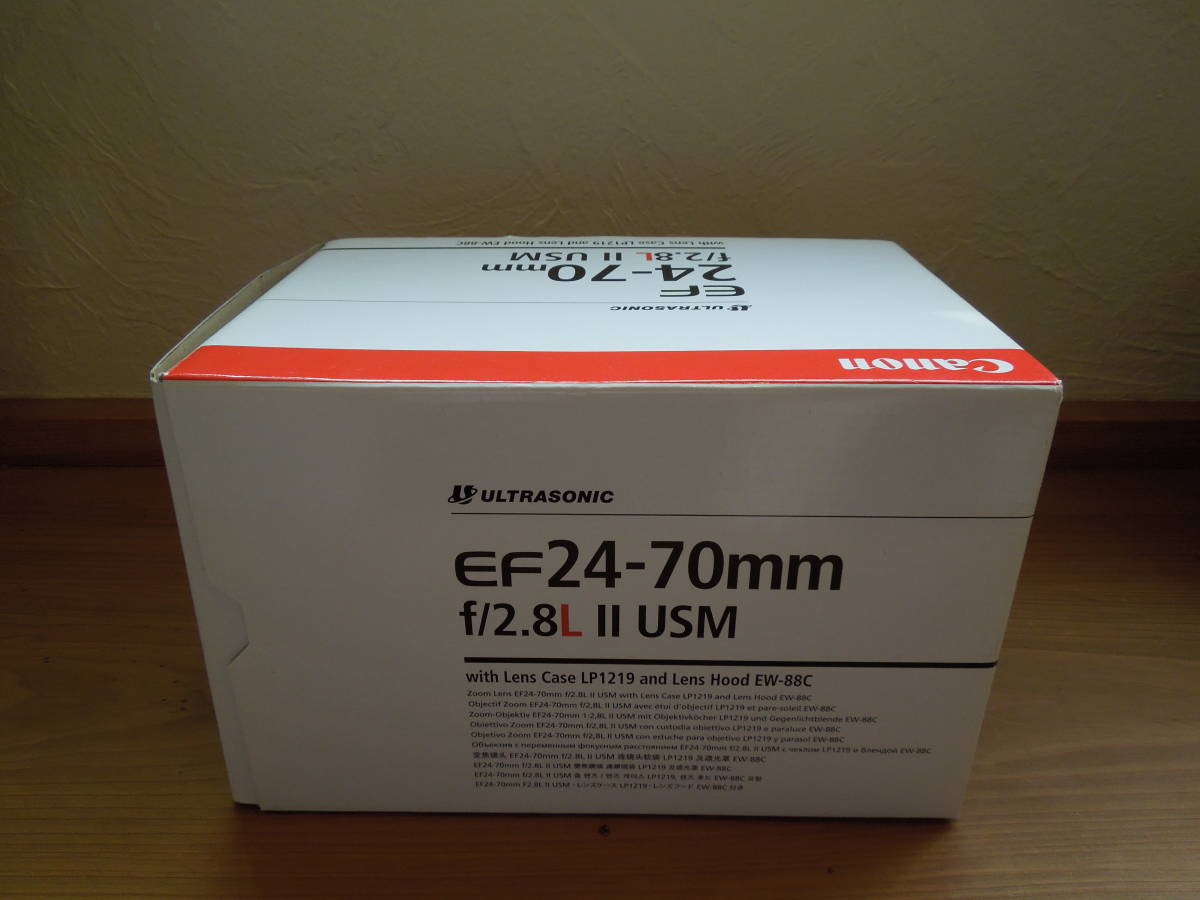 極上品 元箱・付属品付き Canon キヤノン EF24-70mm F2.8 L II USM Ⅱ