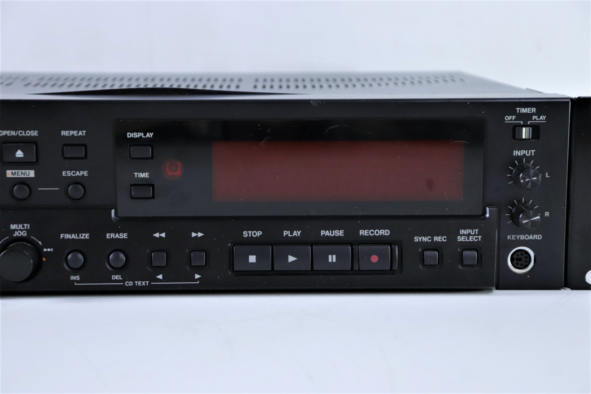 【動作OK】 TASCAM CD-RW900 MKII (MK2) タスカム 業務用CDレコーダー / CDデッキ / CDプレーヤー 電源コード付 ブラックカラー 015FPBZ53_画像4