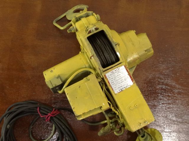 トーヨーコーケン ベビー ホイスト BH-400 吊り荷量 130kg 揚程 30M