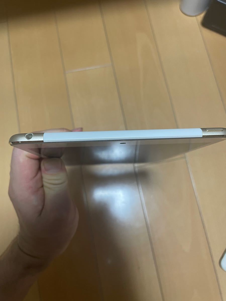 美品 Apple iPad mini 4 128GB ゴールド MK782J/A simフリー｜PayPayフリマ