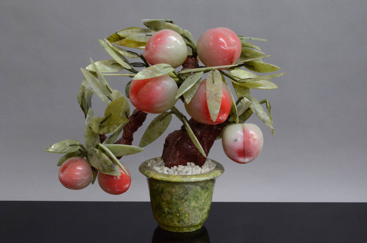 玉製 桃 彫刻 置物 中国古玩