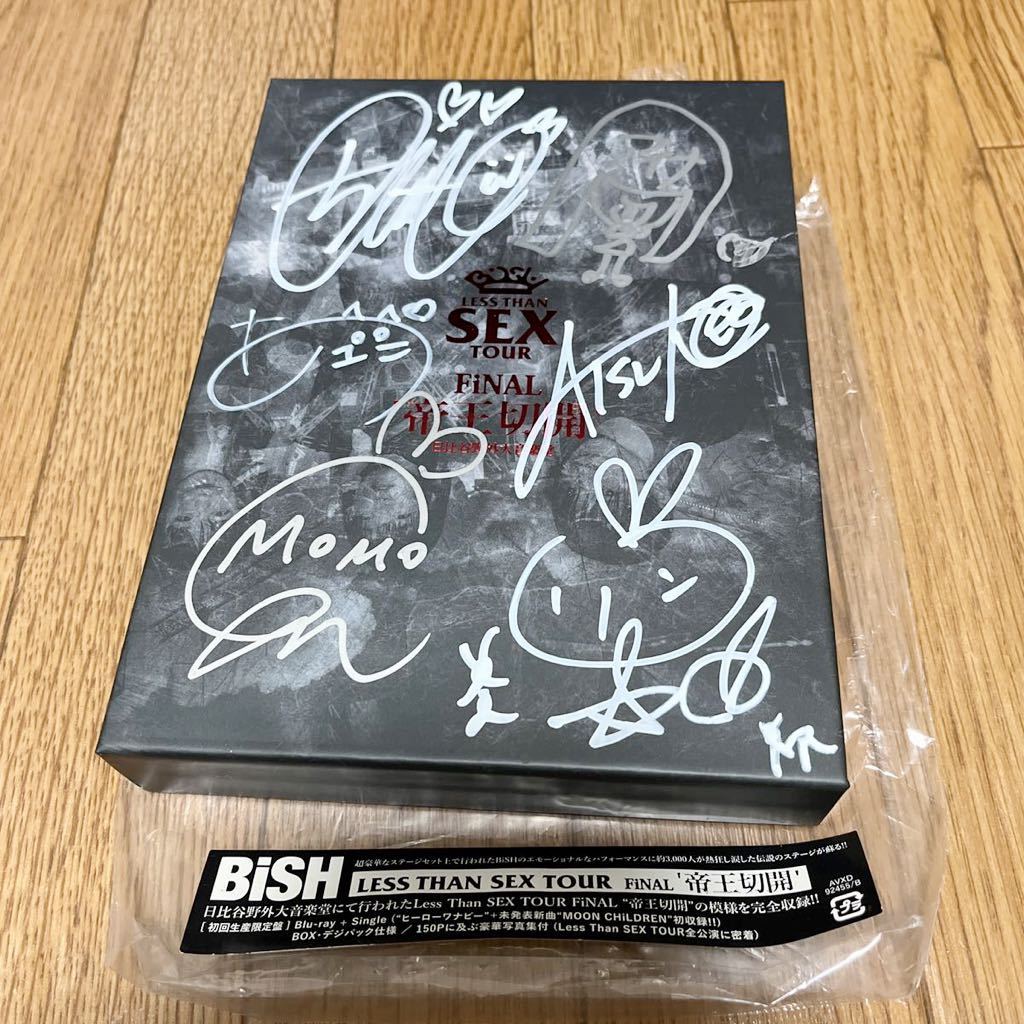 BiSH / 初回限定版 Blu-ray メンバー全員直筆サイン入りLess Than SEX