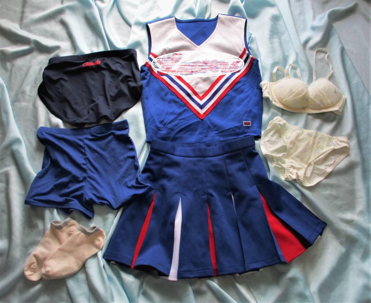 保管品Mくらい VARSITY バーシティ製 チアリーディング部 ユニフォーム
