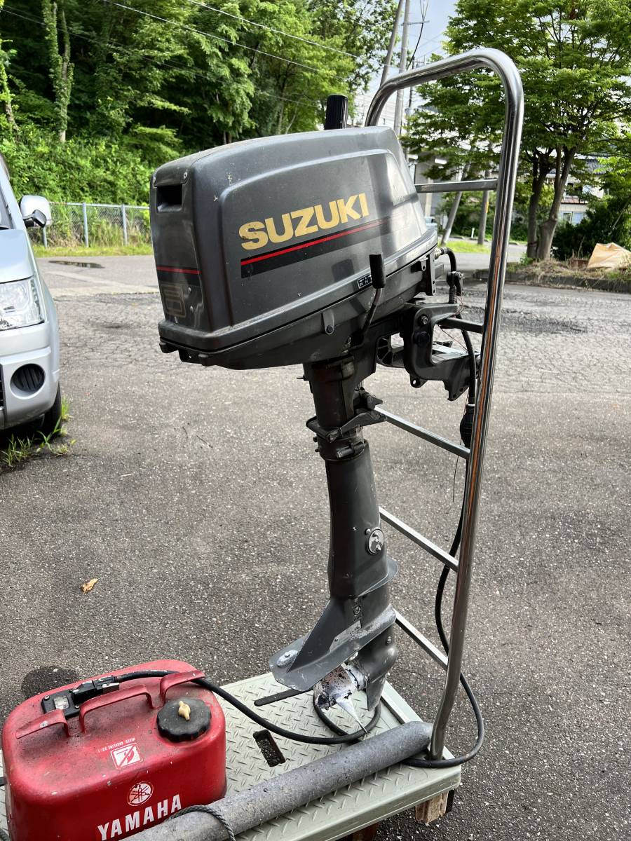 実働】携行缶付き SUZUKI スズキ 船外機 8馬力 DT8 080IL 2スト L足