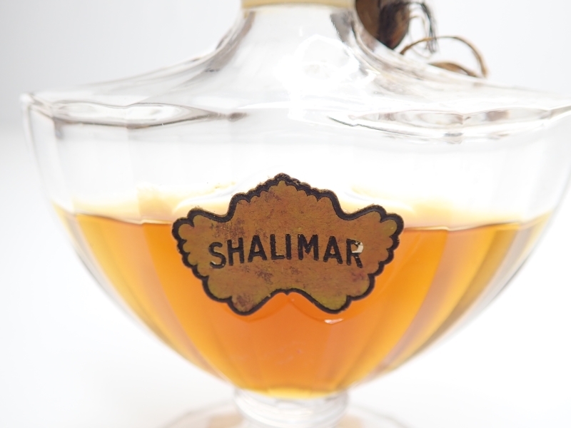 O248　香水　GUERAIN　Shalimar　ゲラン　シャリマー　未開栓　保管品　アンティーク　Antique perfume bottle_画像3