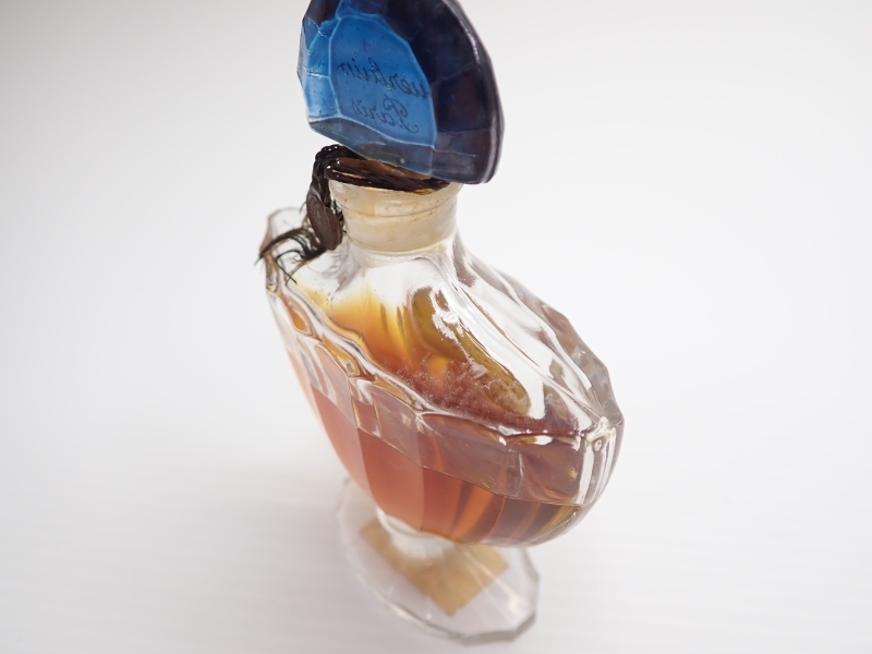 O248　香水　GUERAIN　Shalimar　ゲラン　シャリマー　未開栓　保管品　アンティーク　Antique perfume bottle_画像6