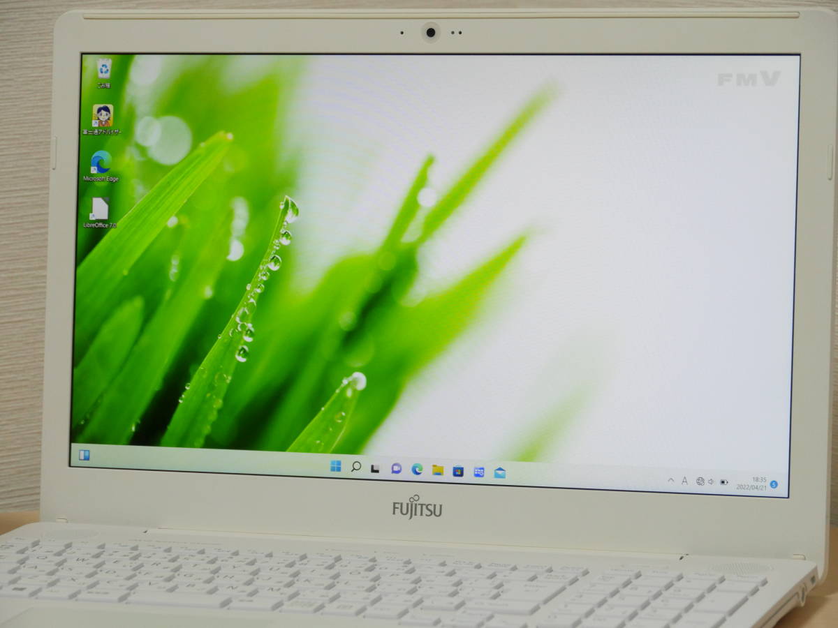 クリスマスファッション 富士通 無線LAN Windows11搭載 富士通
