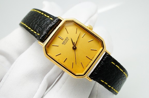 ヤフオク! - I121○作動良好 SEIKO セイコー 金文字盤 角型