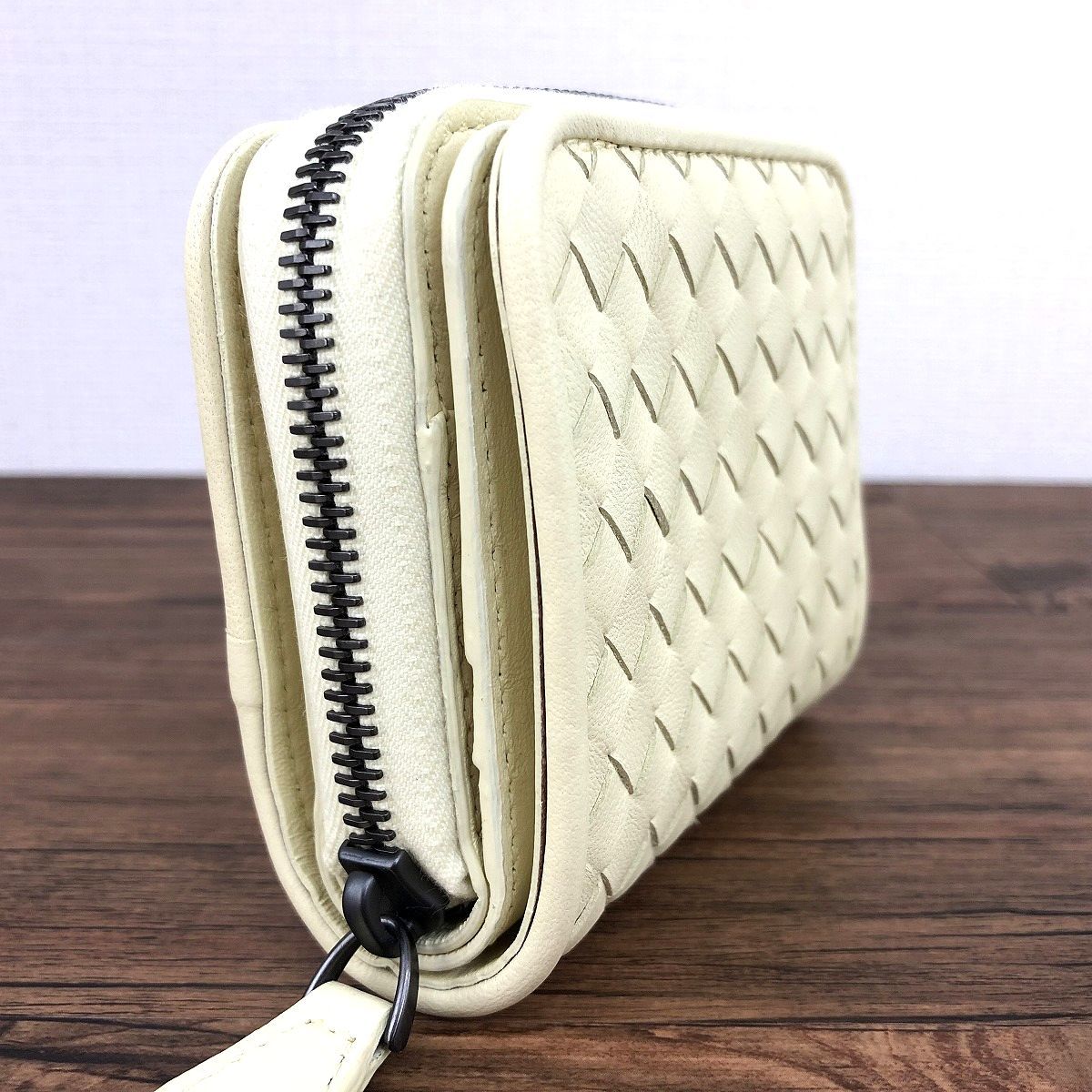 ☆送料無料☆ 未使用品 BOTTEGA VENETA コンパクトウォレット