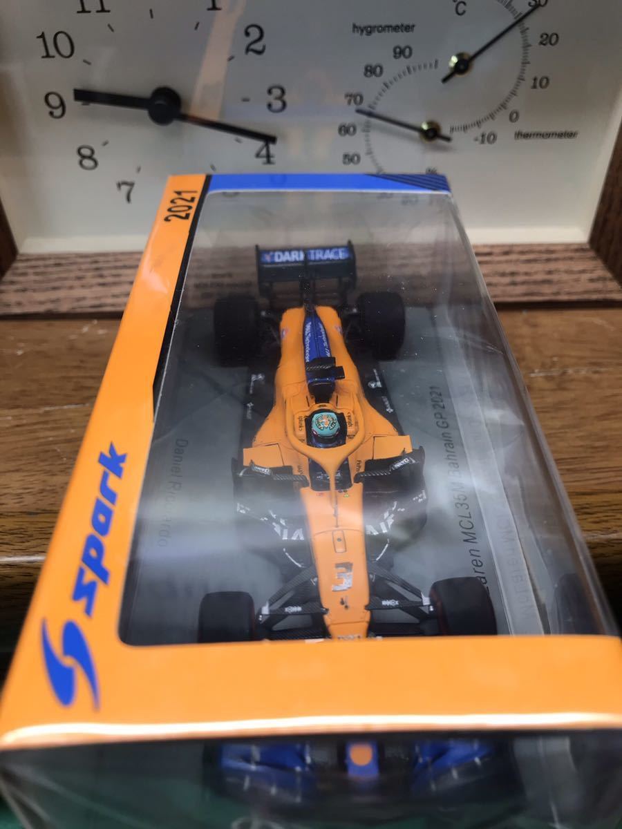 スパーク 1/43 マクラーレン MCL35M バーレーンGP 2021 7th D.リカルド_画像2