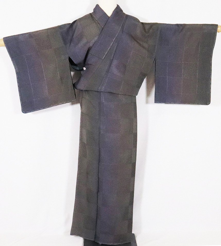2020年のクリスマス 160cm ほぼ新品 正絹 小紋 濃紺 160cm 裏地きれい