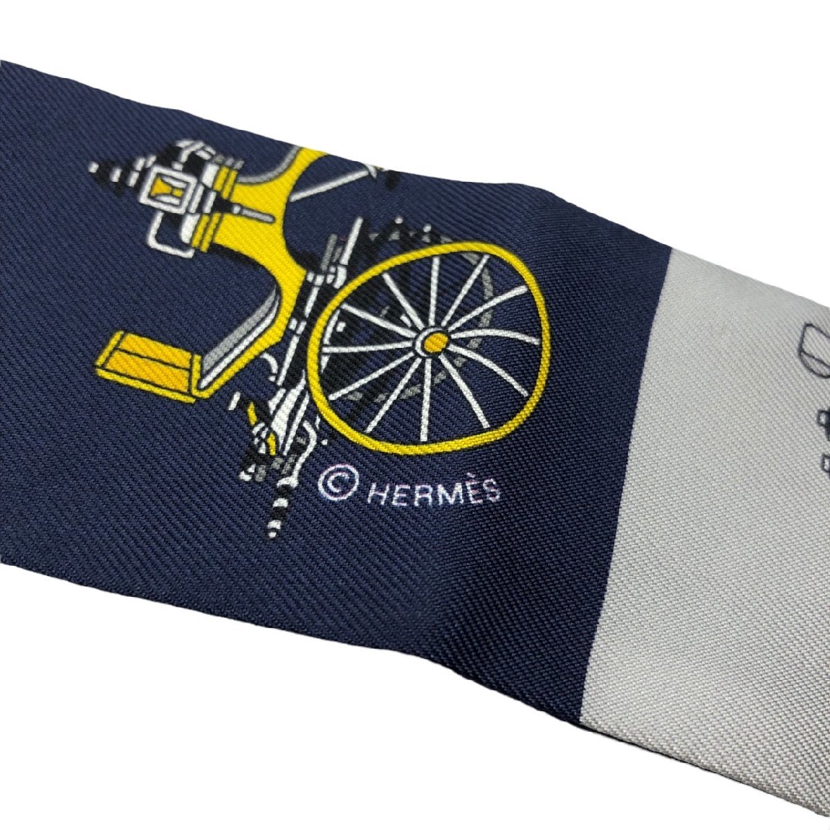 HERMES エルメス ツイリー シルク スカーフ VOITURES EXQUISES 精巧な