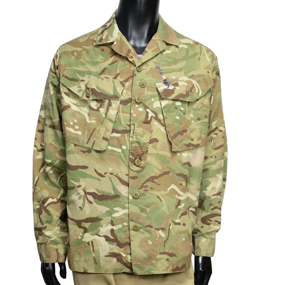 イギリス軍放出品 コンバットジャケット MTP迷彩 BDU ボタン留め [ 170/104 / 難あり ] 軍払い下げ品_画像1