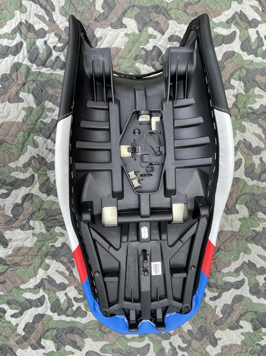 2021セール BMW 【SNaNa様専用】BMW 純正ローフロントシート- R1250GS