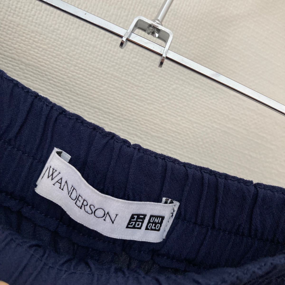 新品 タグ付 未使用 UNIQLO ユニクロ ボトムス パンツ ネイビー 新品 タグ付 未使用 UNIQLO ユニクロ ボトムス パンツ ネイビー