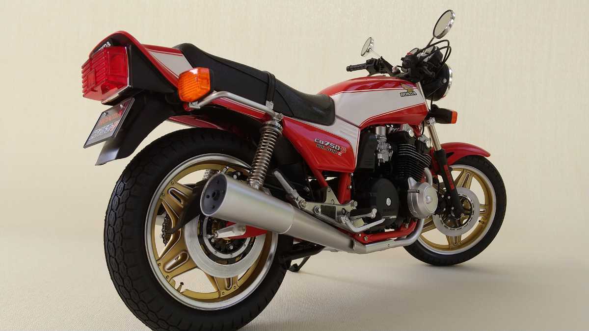 プラモデル完成品 タミヤ1/6 ホンダCB750F ボルドール2 シリーズ