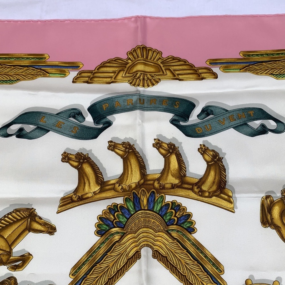 良好◇HERMES エルメス カレ90◇ ピンク シルク100% 風の装い LES