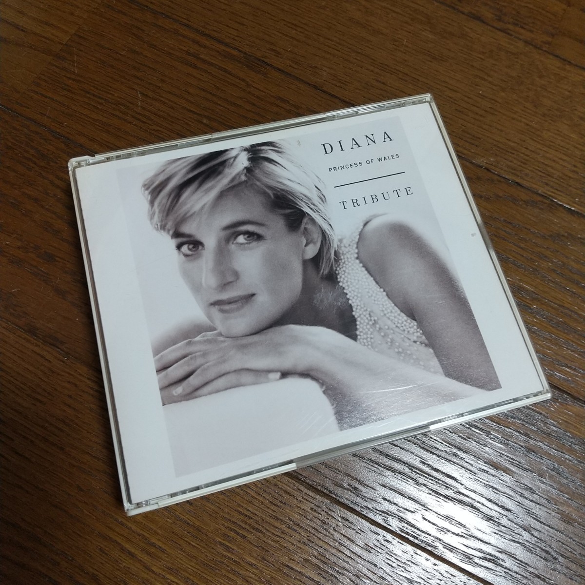 CD ２枚 ダイアナ トリビュート 追悼 アルバム 英国王室 クイーン ババロッティ ダイアナ・ロス エンヤ ポールマッカートニー