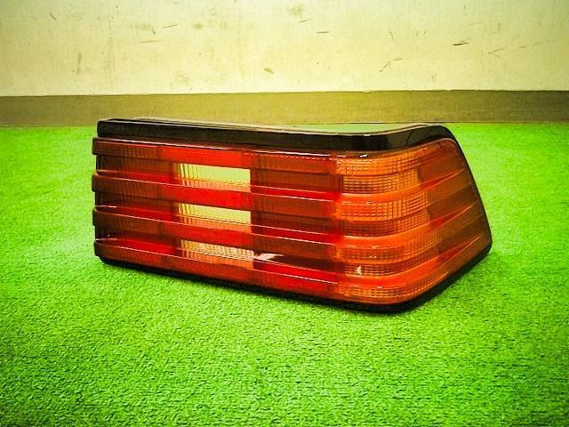  Benz SL Class E-129067 right tail lamp light lens R129 lens flea yatsu