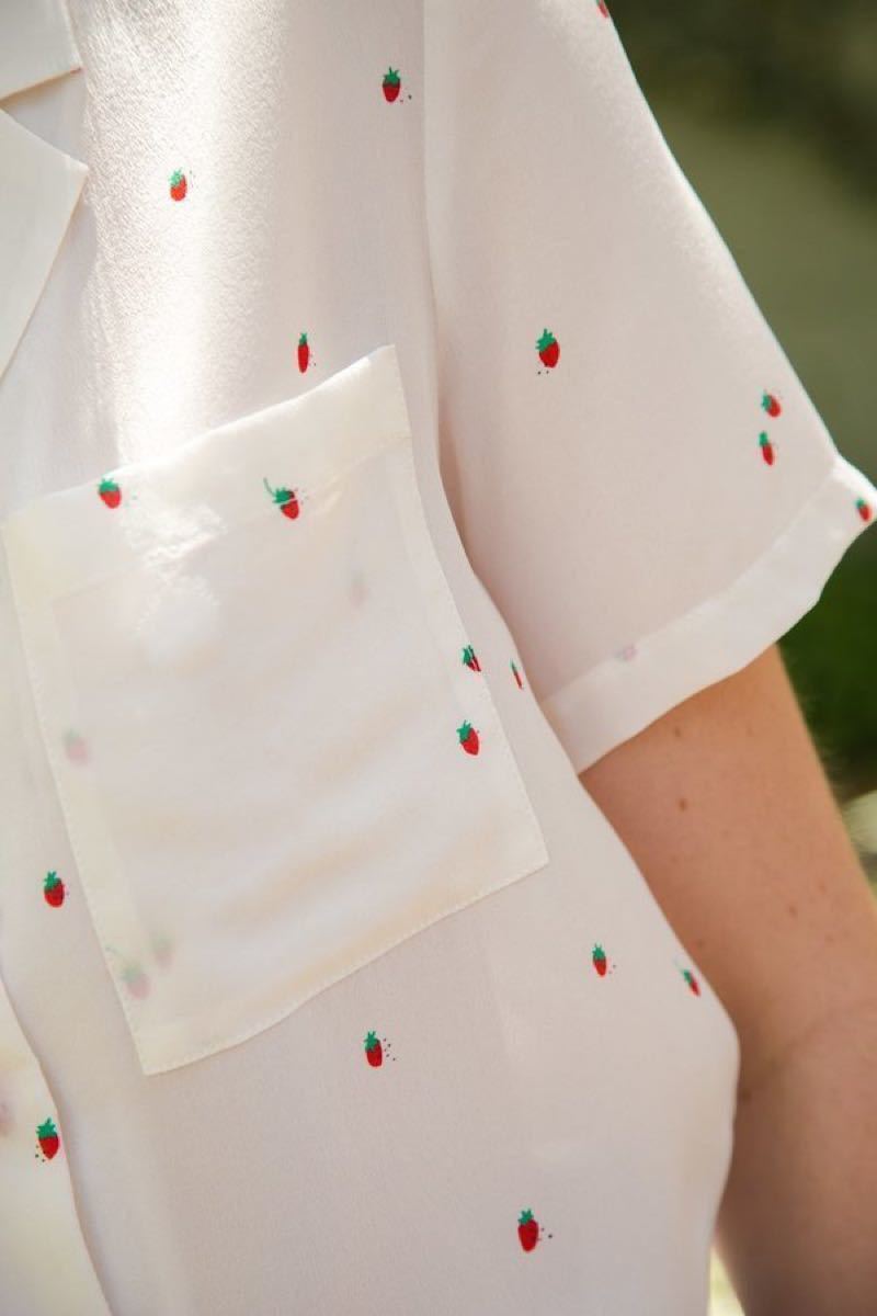 日本未発売☆彡 Des Petits Hauts デプチオー苺 いちご シルクシャツ