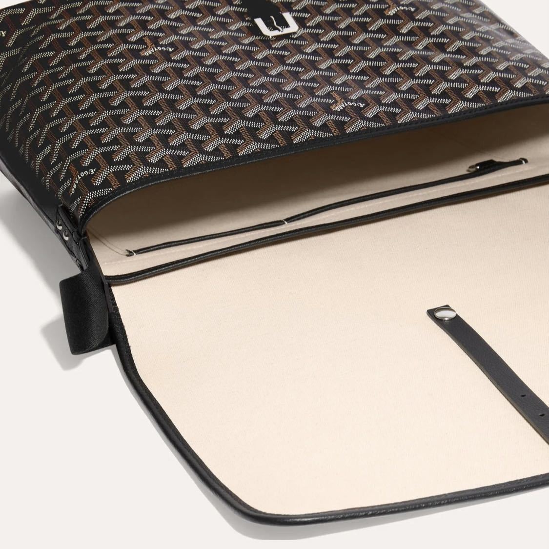 定価28万8200円即決 送料無料 希少 国内正規品 ゴヤール GOYARD 定価28万8200円即決 送料無料 希少 国内正規品 ゴヤール GOYARD