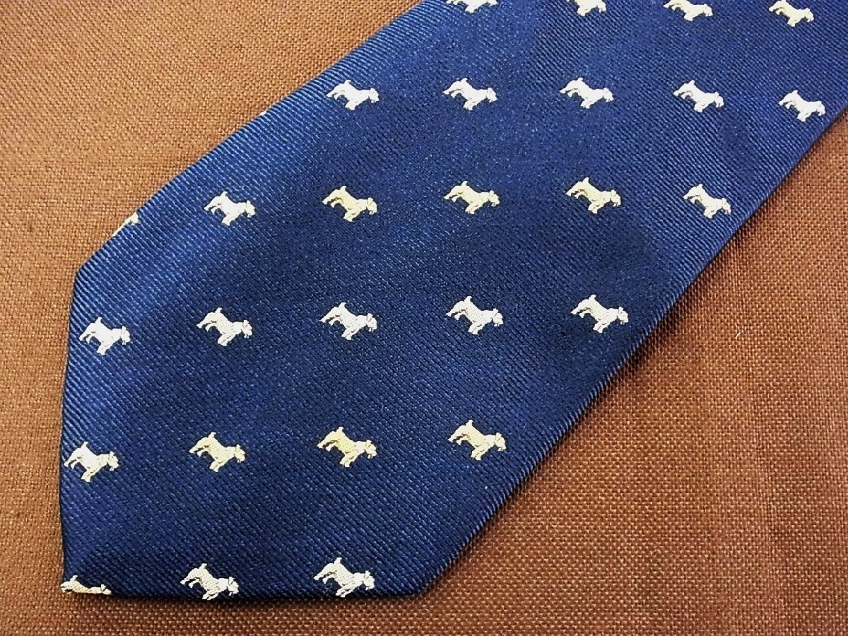 ♪27508C♪良品【刺繍 犬 いぬ 動物 柄】ギラロッシュ【Guy Laroche】 ネクタイ_画像1