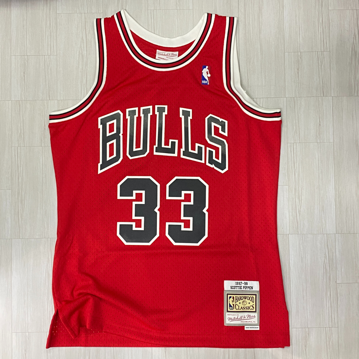 正規品 【M】 Mitchell＆Ness ミッチェル＆ネス NBA HWC シカゴ ブルズ Chicago Bulls スコッティピッペン PIPPEN ＃33 バスケシャツ '97