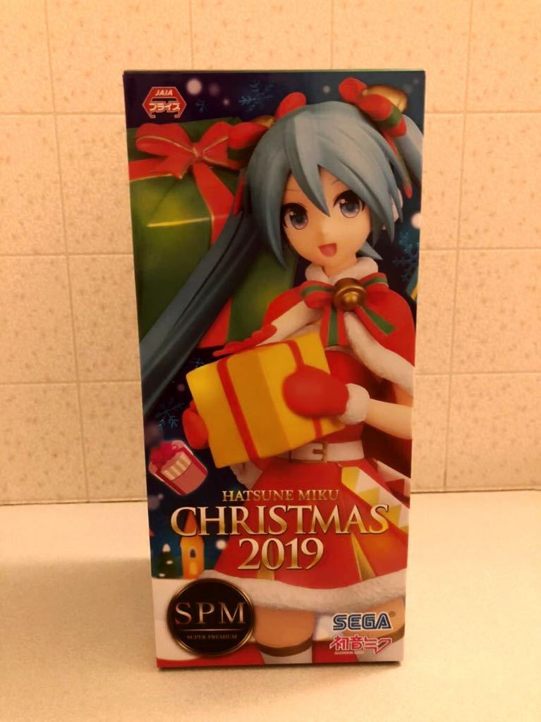 SEGA セガ　“初音ミク”クリスマス2019 スーパープレミアムフィギュア　お箱汚れのため値下げします。_画像1